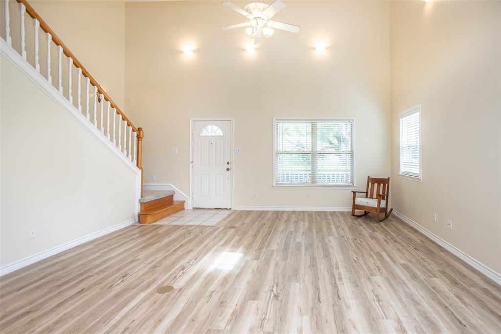 226 Gordon Street Property Photo 8