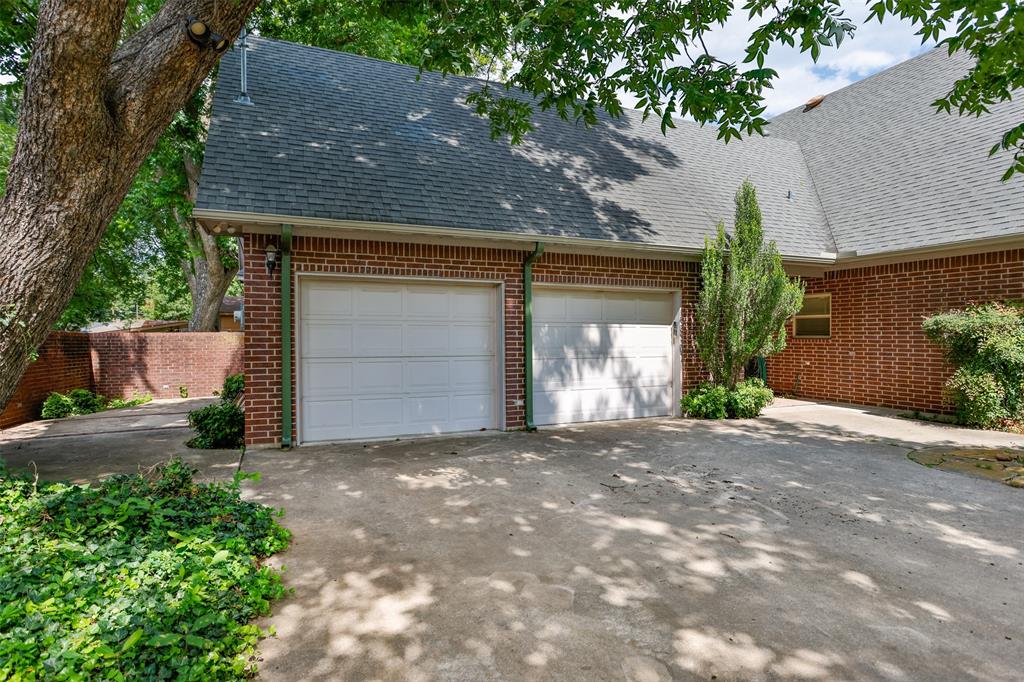 226 Gordon Street Property Photo 35