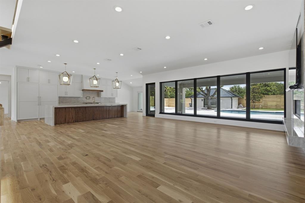 10254 Epping Lane Property Photo 2