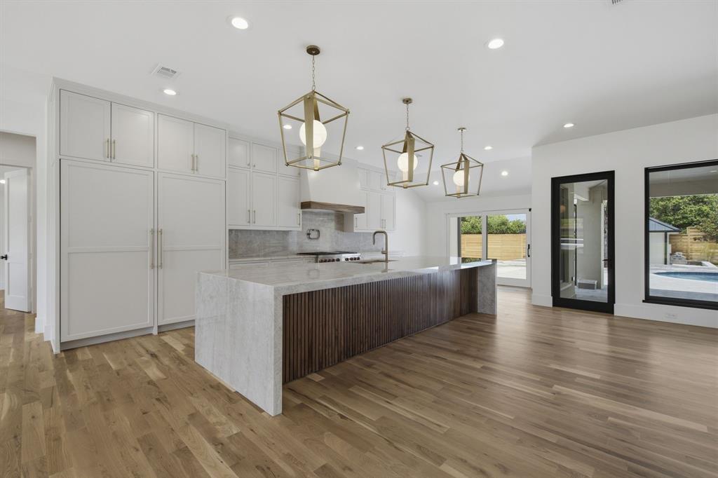 10254 Epping Lane Property Photo 6