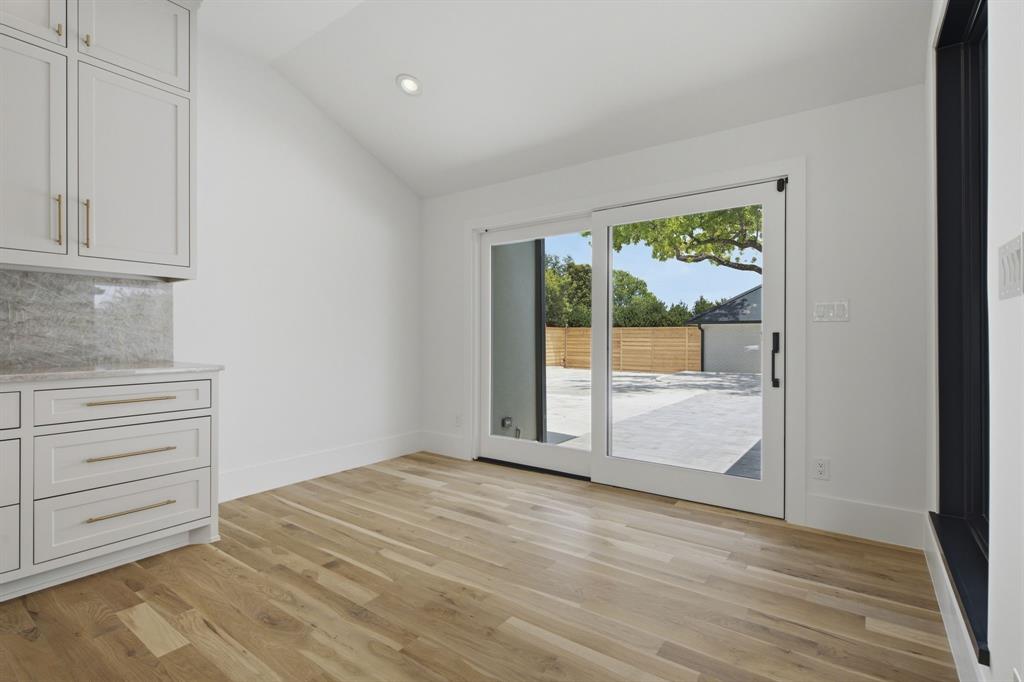 10254 Epping Lane Property Photo 8