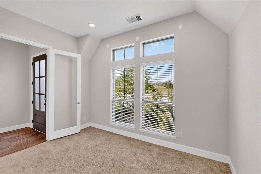 1419 Misty Pasture Property Photo 6