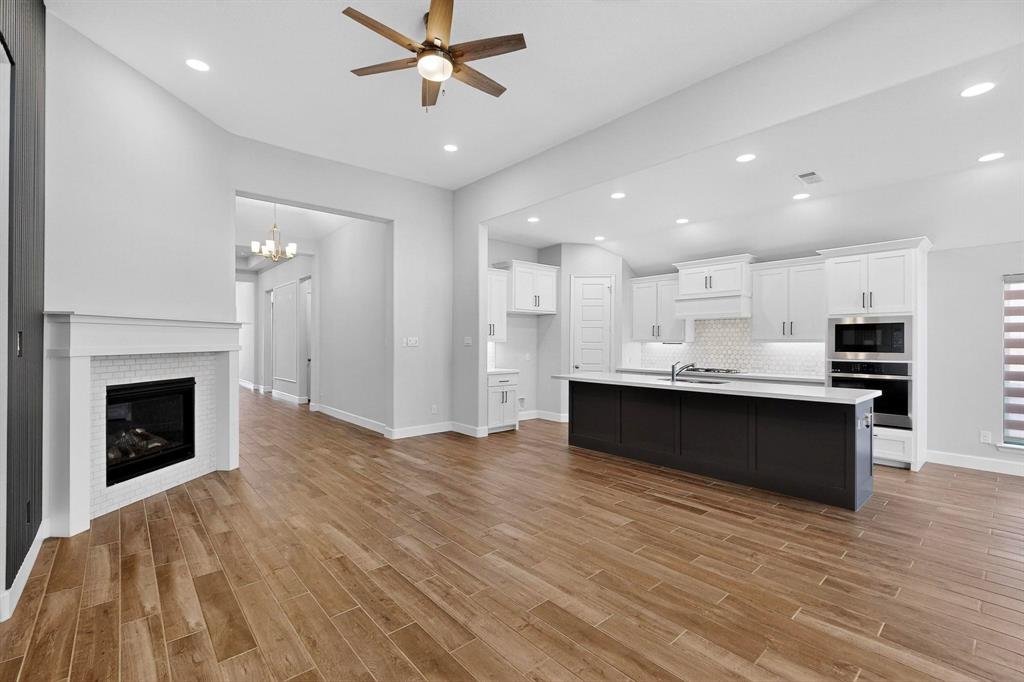 1419 Misty Pasture Property Photo 10