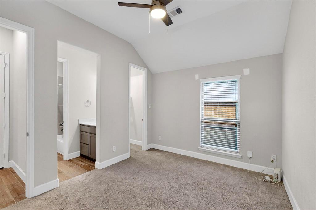 1419 Misty Pasture Property Photo 31