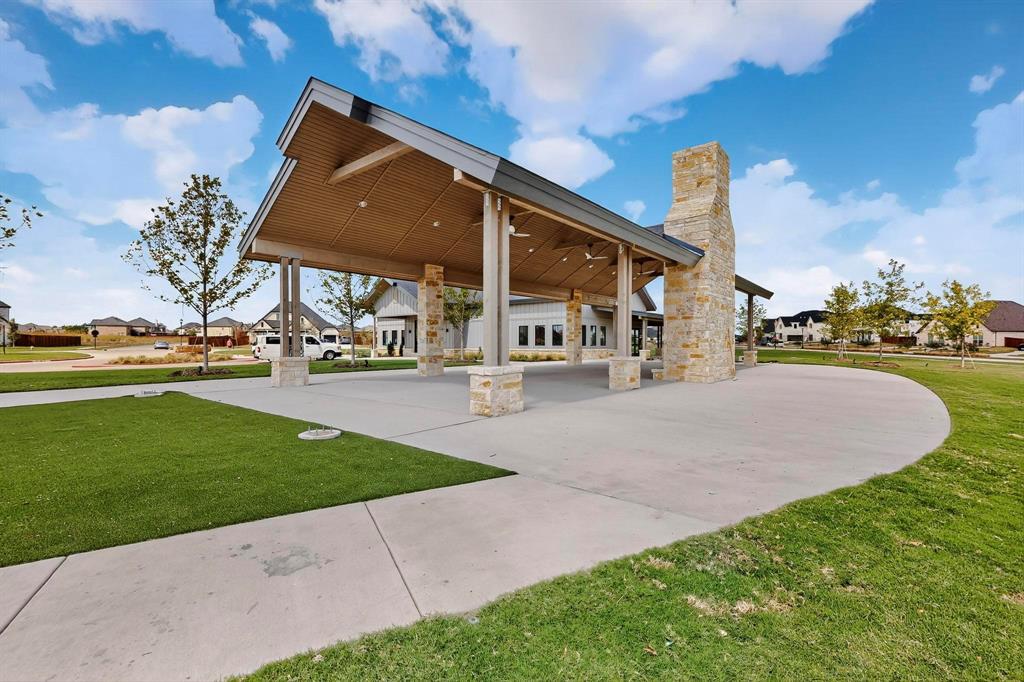 1419 Misty Pasture Property Photo 39