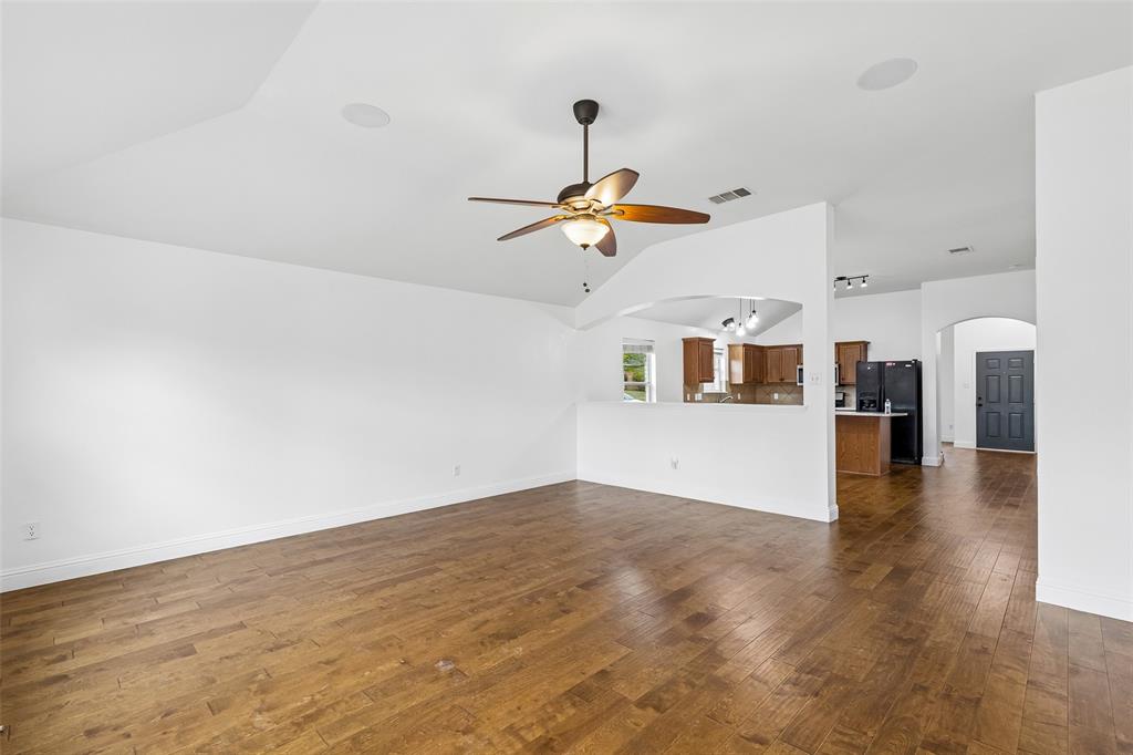 413 Sandy Lane Property Photo 10