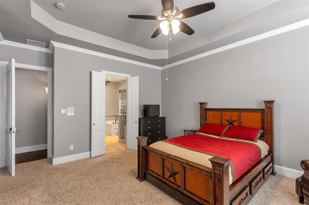 8406 Bridgewater Drive Property Photo 16