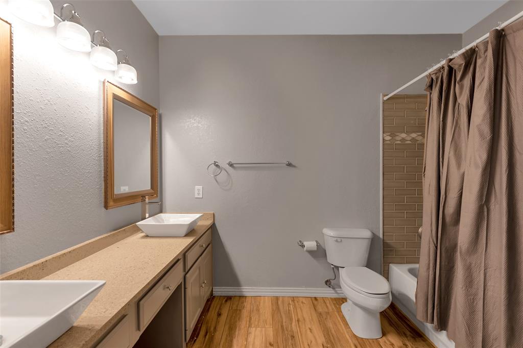 8406 Bridgewater Drive Property Photo 32