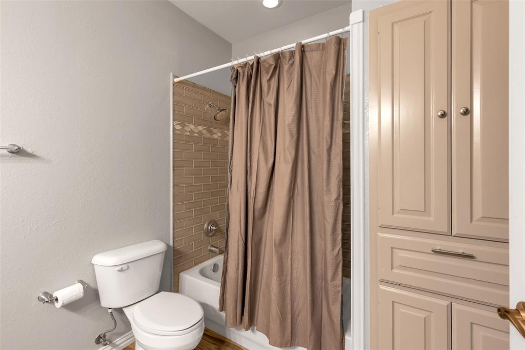 8406 Bridgewater Drive Property Photo 33