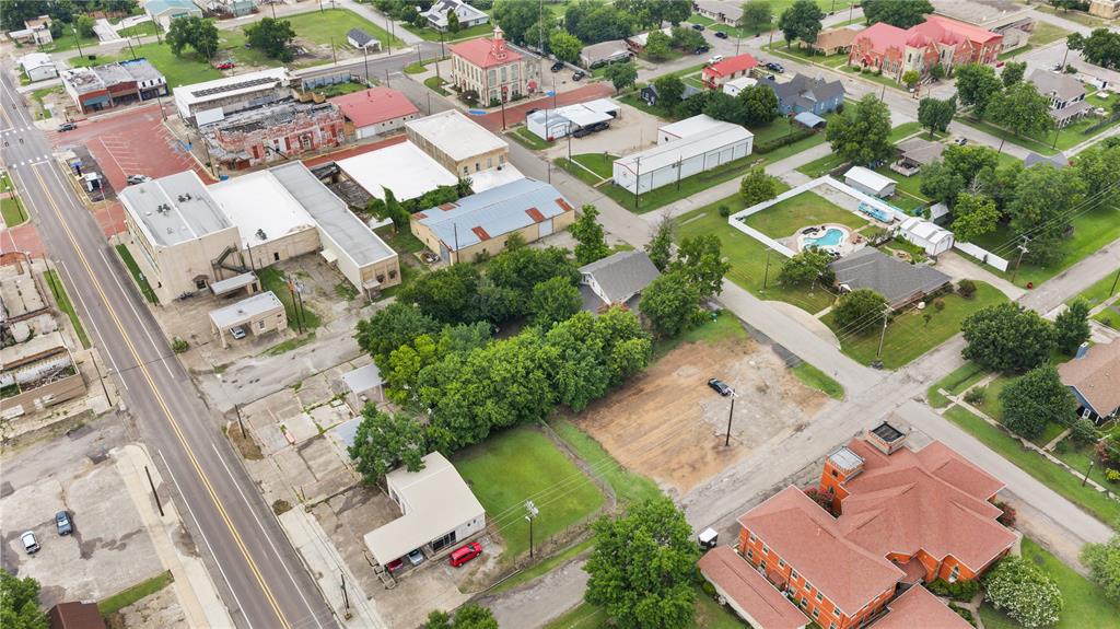 300 Hickory Street Property Photo 25