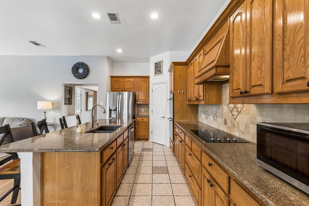 2855 Sonterra Drive Property Photo 13