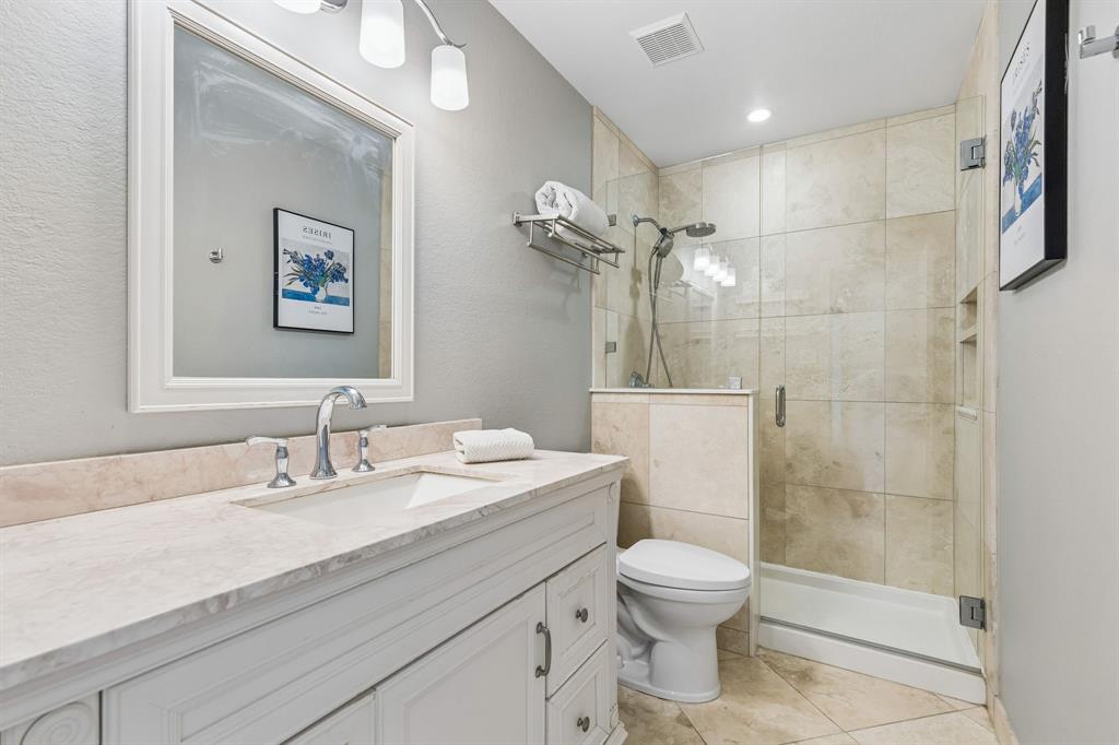 2855 Sonterra Drive Property Photo 21