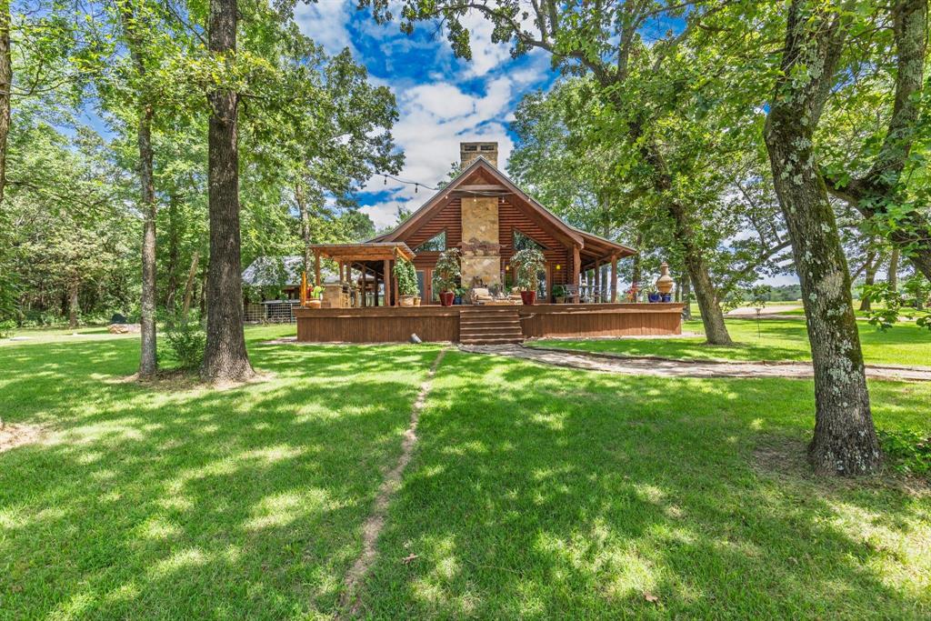 609 County Road 2421 Property Photo 10