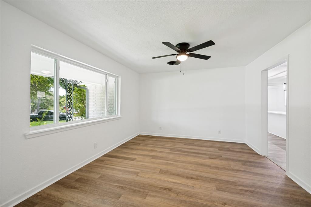 1112 Karla Drive Property Photo 7