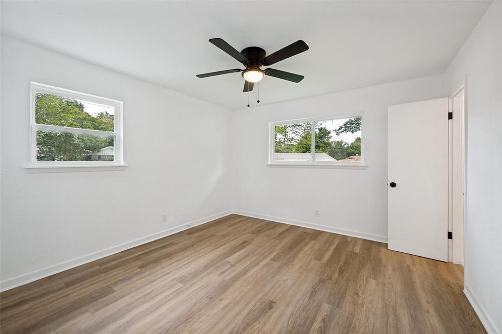 1112 Karla Drive Property Photo 8