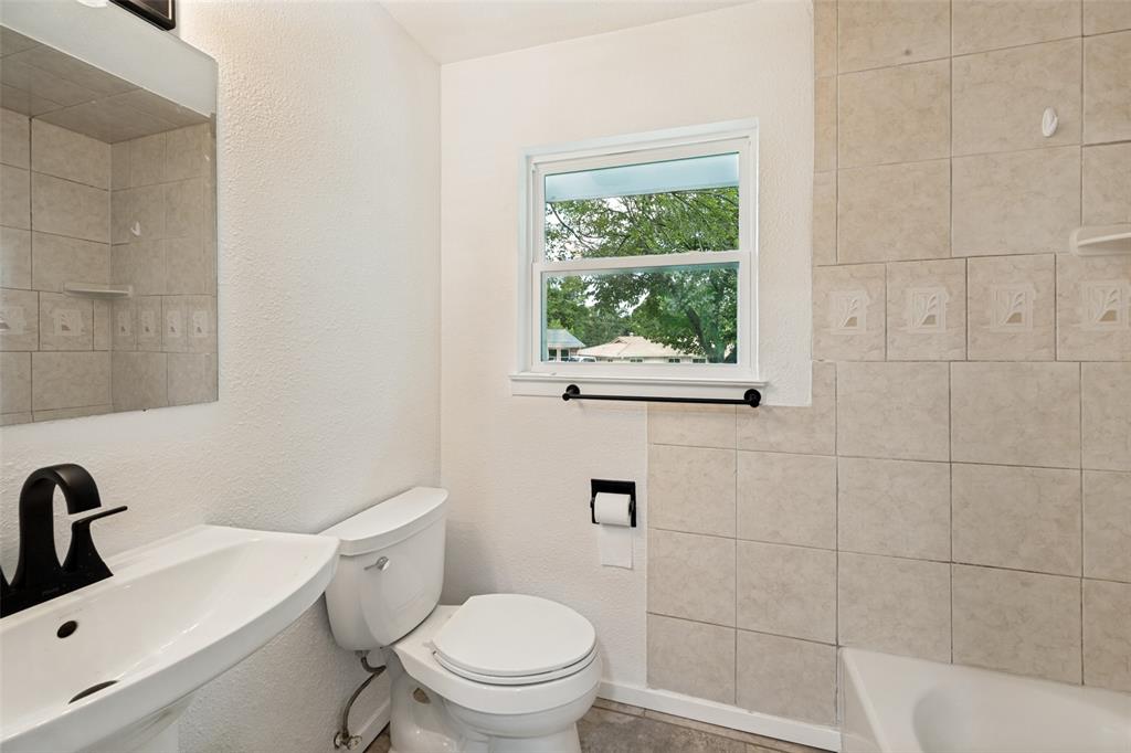1112 Karla Drive Property Photo 24