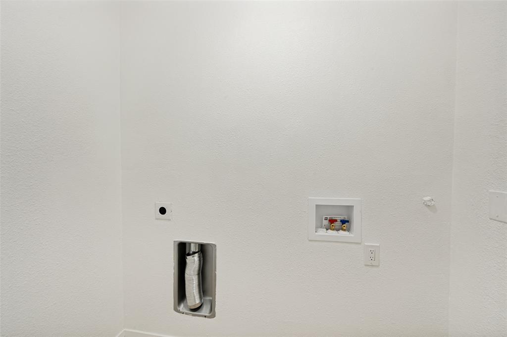1112 Karla Drive Property Photo 25