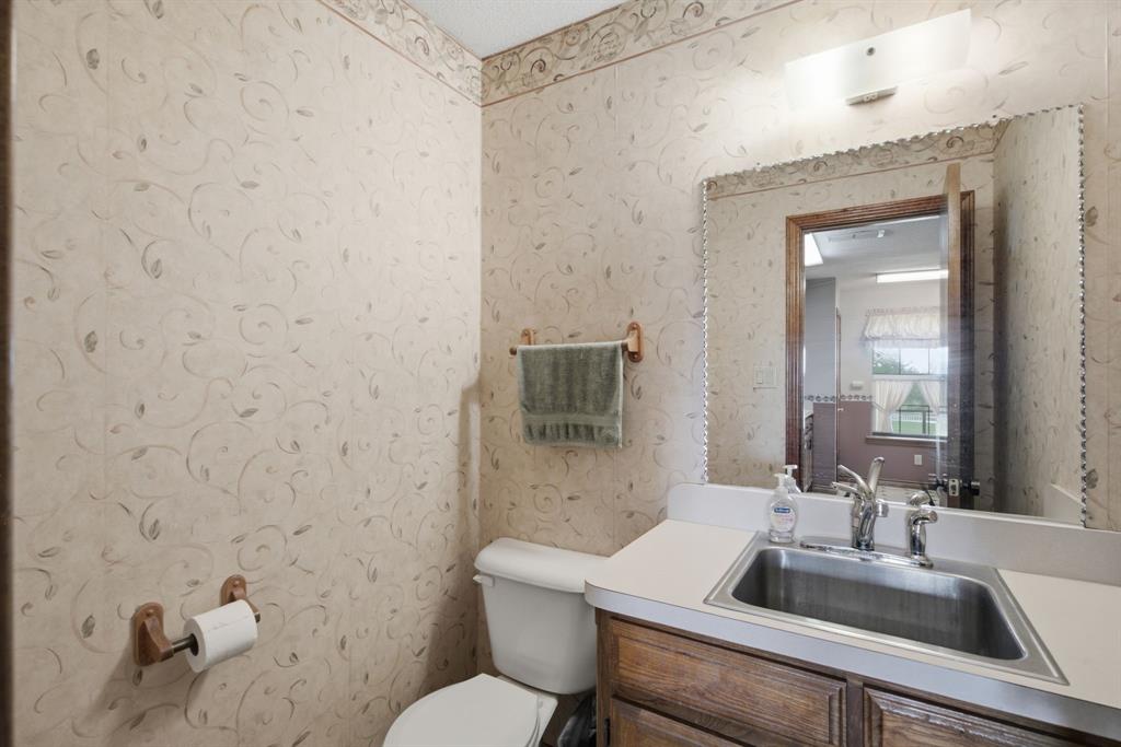 7900 Highway 6 Property Photo 30