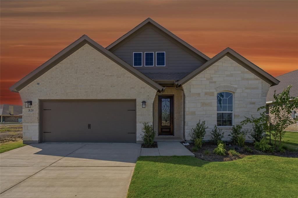 820 Sand Piper Lane Property Photo 1