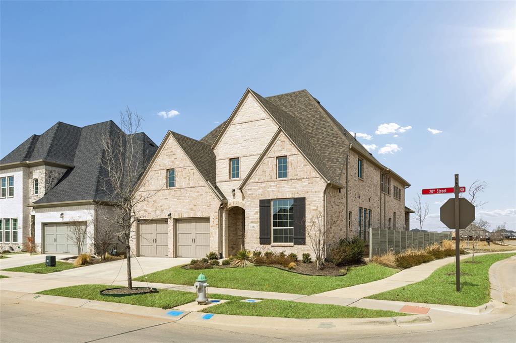 1502 20th Street Property Photo 2