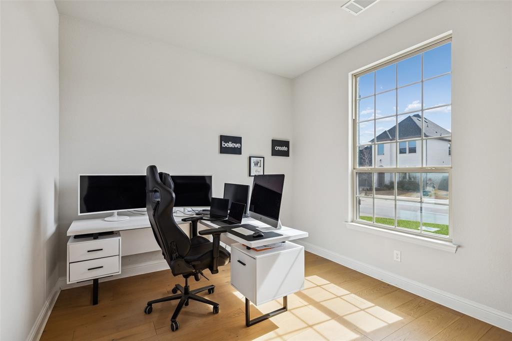1502 20th Street Property Photo 5
