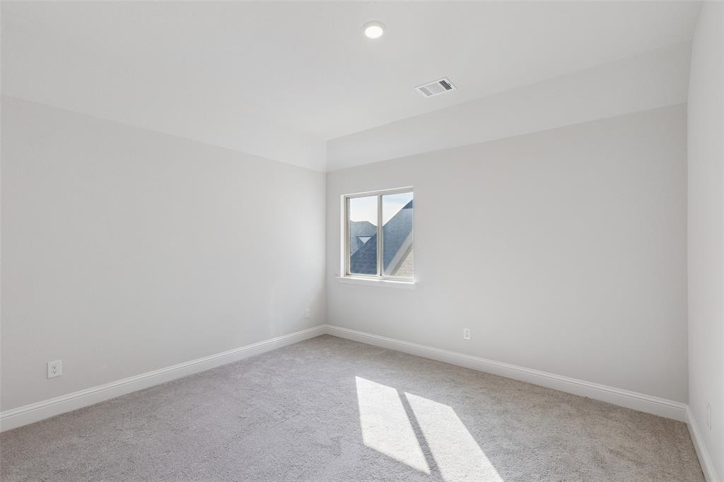 1502 20th Street Property Photo 24