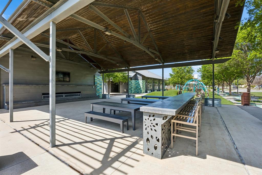 1502 20th Street Property Photo 33