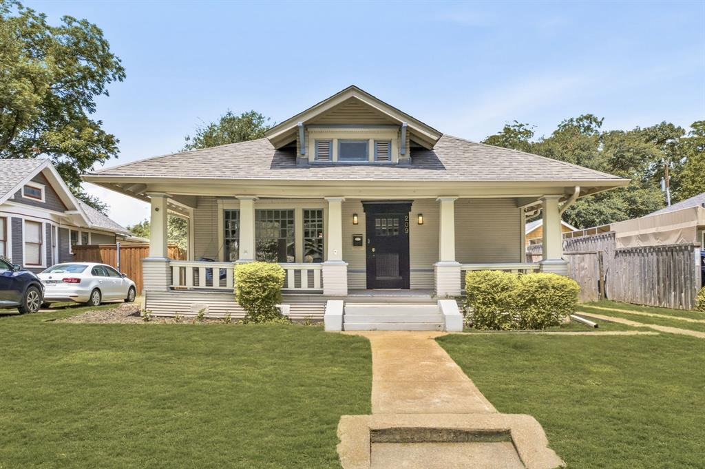 209 S Windomere Avenue Property Photo 1