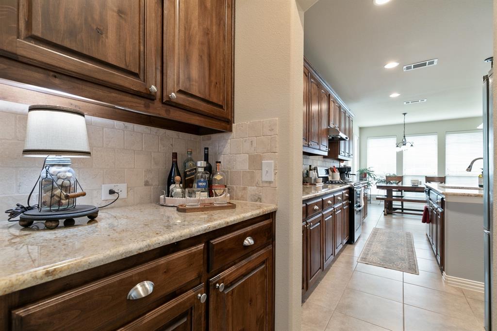 2504 Scotti Street Property Photo 5