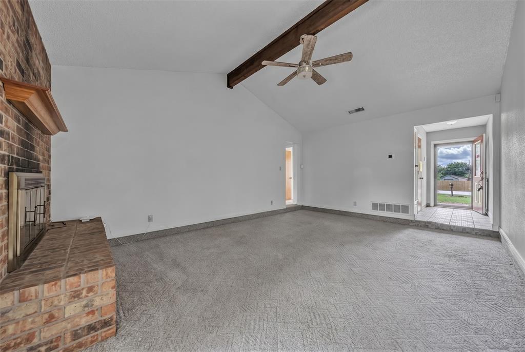 205 Mountain View Drive Property Photo 8
