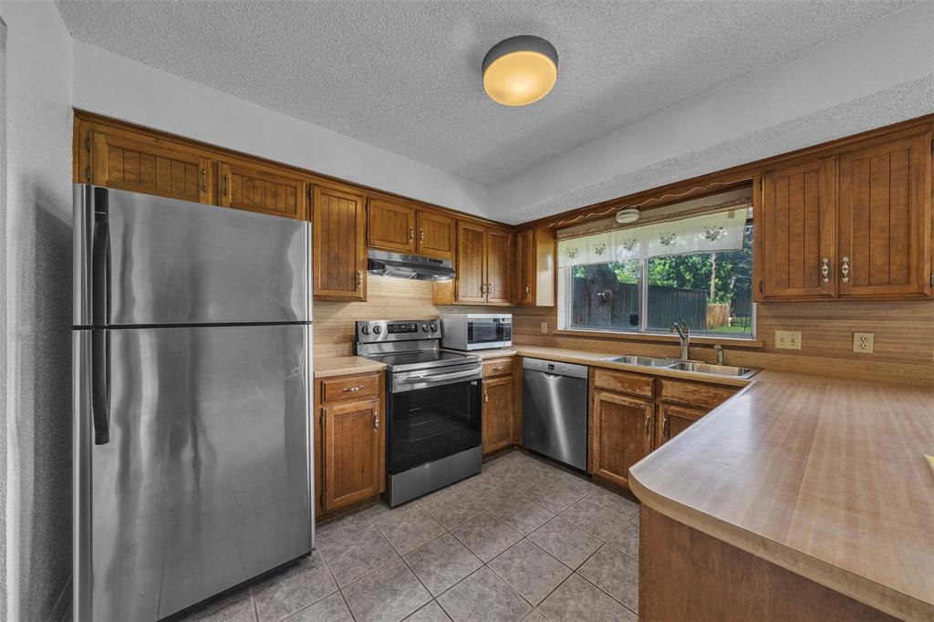 205 Mountain View Drive Property Photo 11
