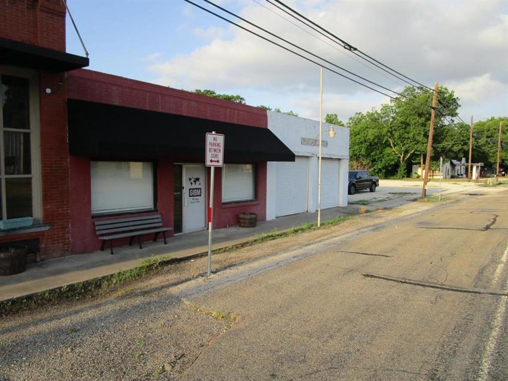 106 E Hayes Street Property Photo 2