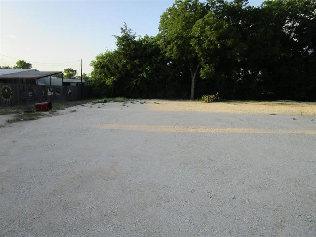 106 E Hayes Street Property Photo 16