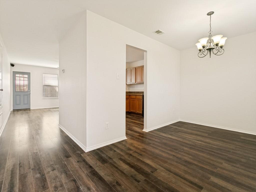 1221 Krista Drive Property Photo 6