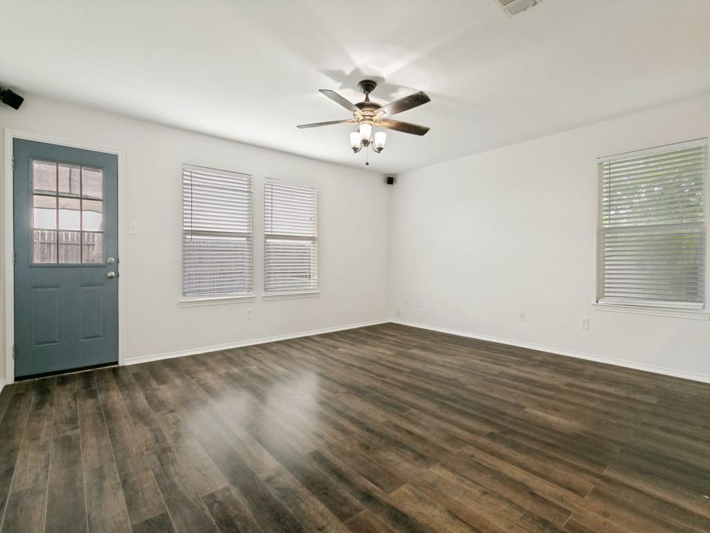 1221 Krista Drive Property Photo 7