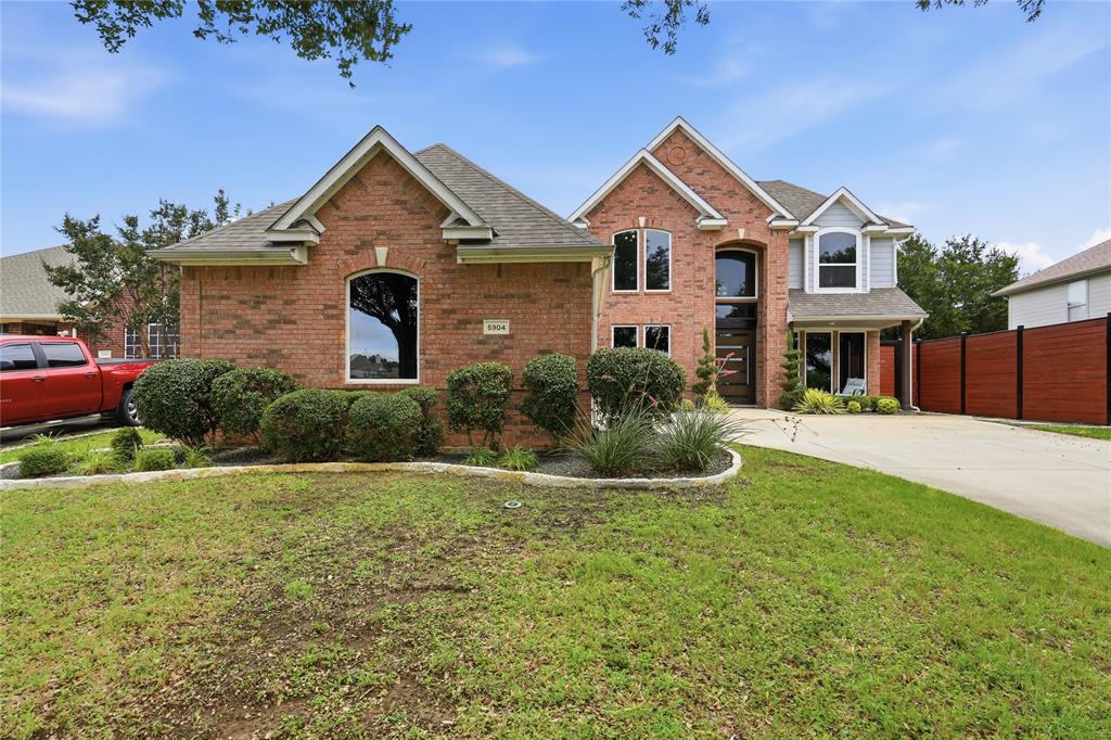 5904 Heron Cove Lane Property Photo 1