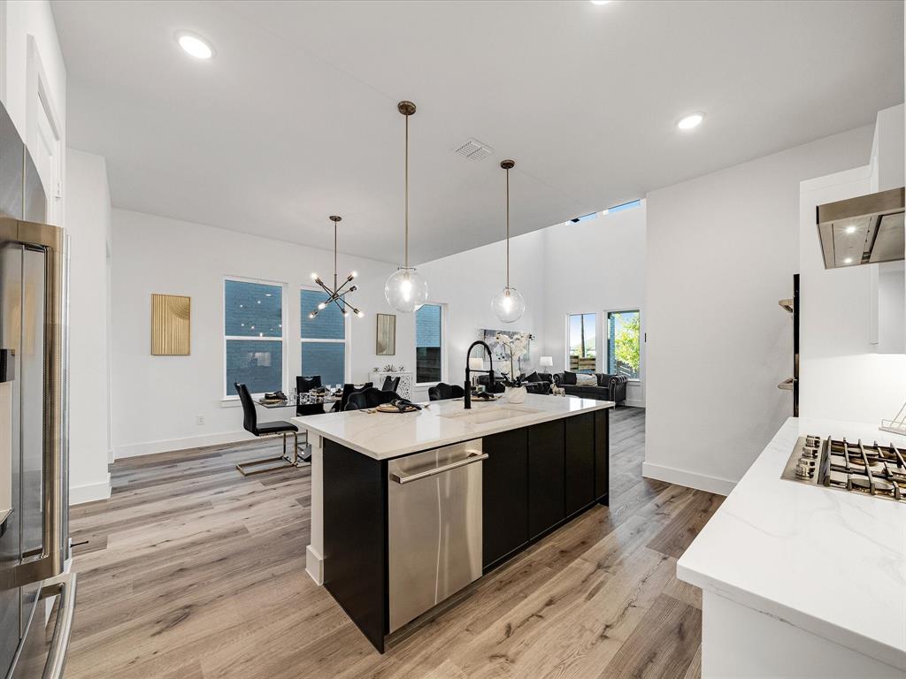 2309 Peters Colony Drive Property Photo 10