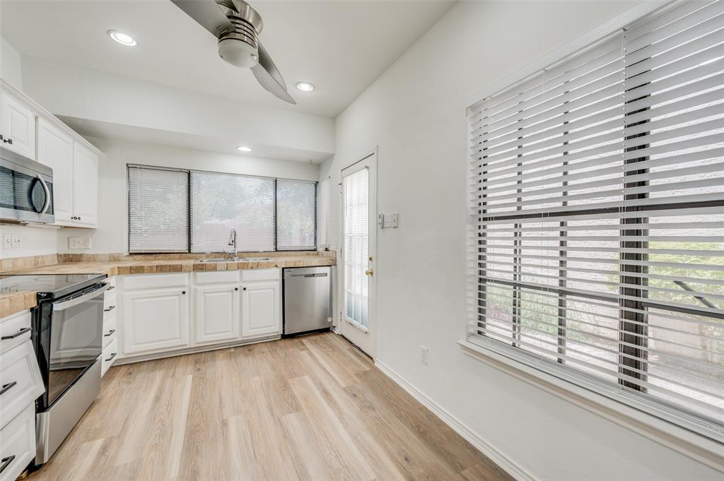 607 Mission Circle Property Photo 4