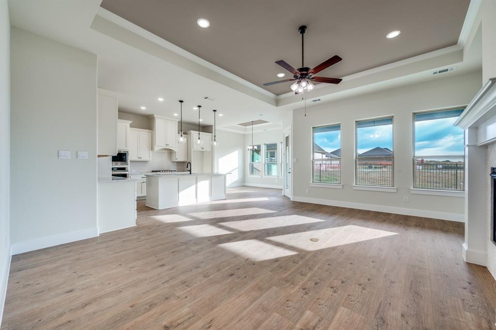1901 Cascada Way Property Photo 8