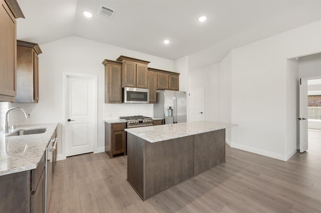4010 Rio Run Property Photo 13