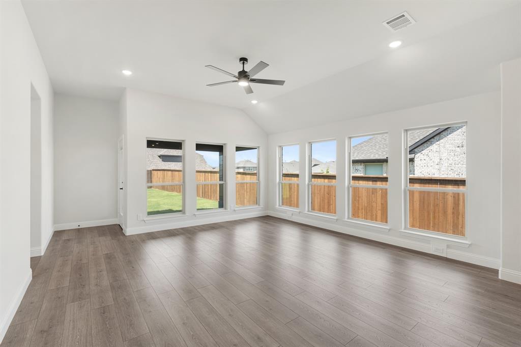 4010 Rio Run Property Photo 14