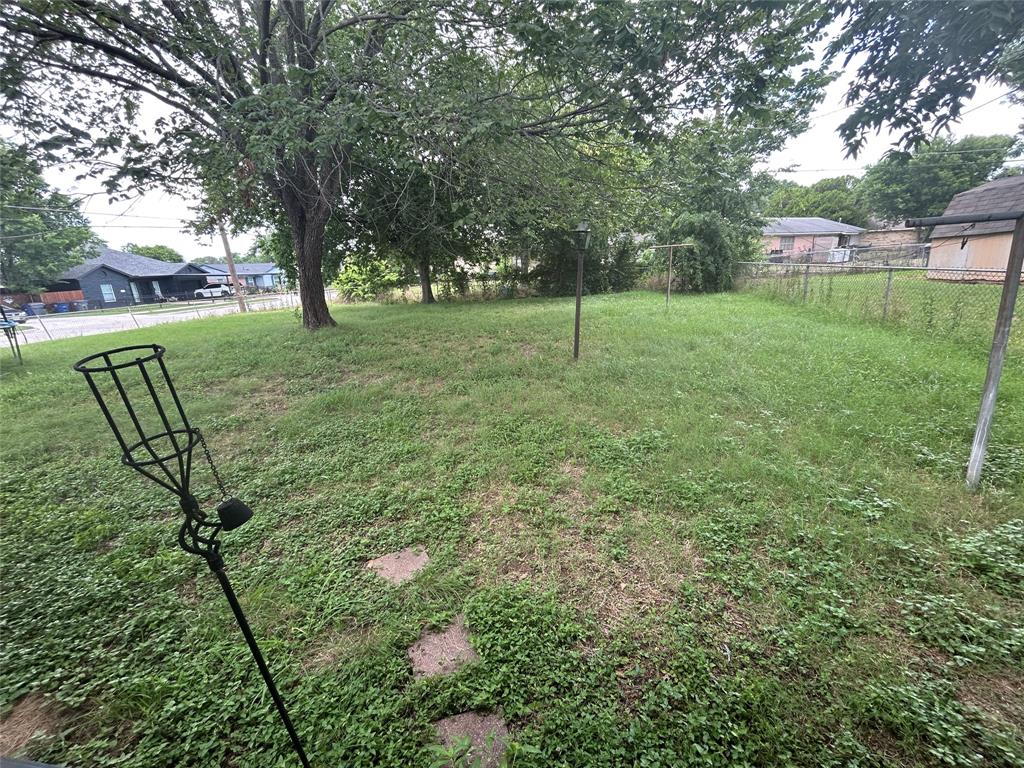 6759 La Grange Drive Property Photo 3