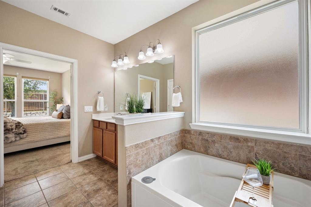 3713 Limousine Parkway Property Photo 15