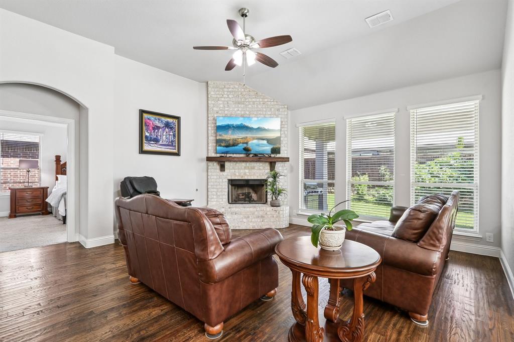 1409 Thrasher Drive Property Photo 8
