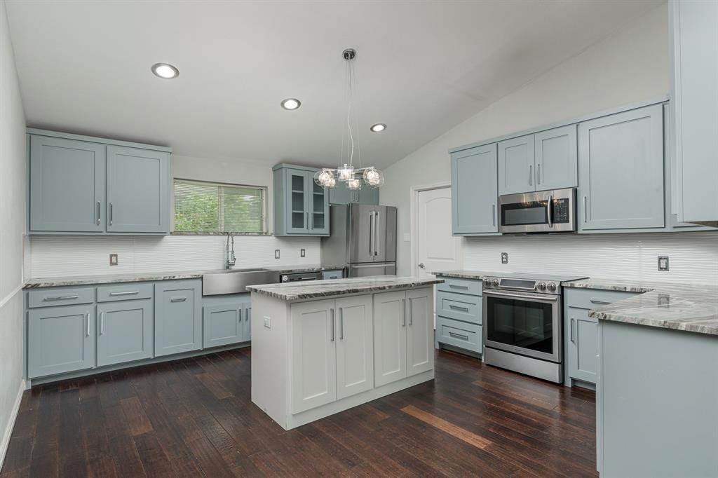 3672 Midpines Drive Property Photo 12