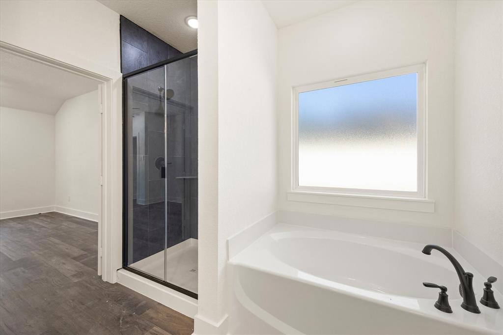 469 Peace Lily Way Property Photo 20