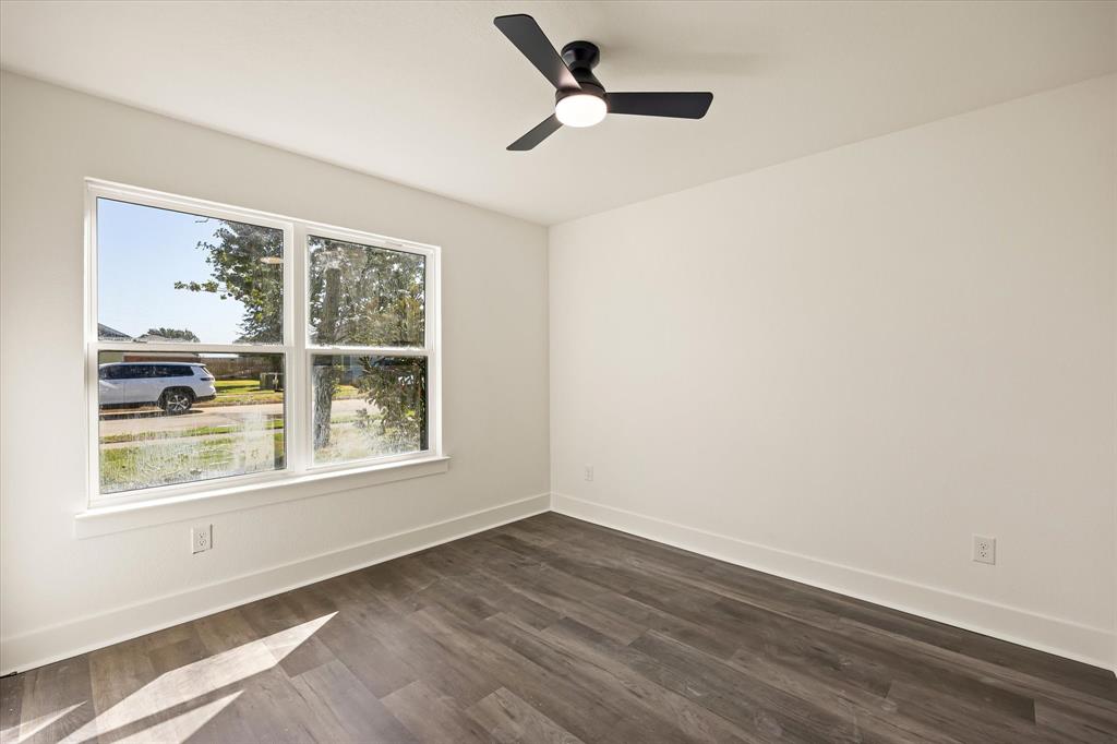 469 Peace Lily Way Property Photo 25