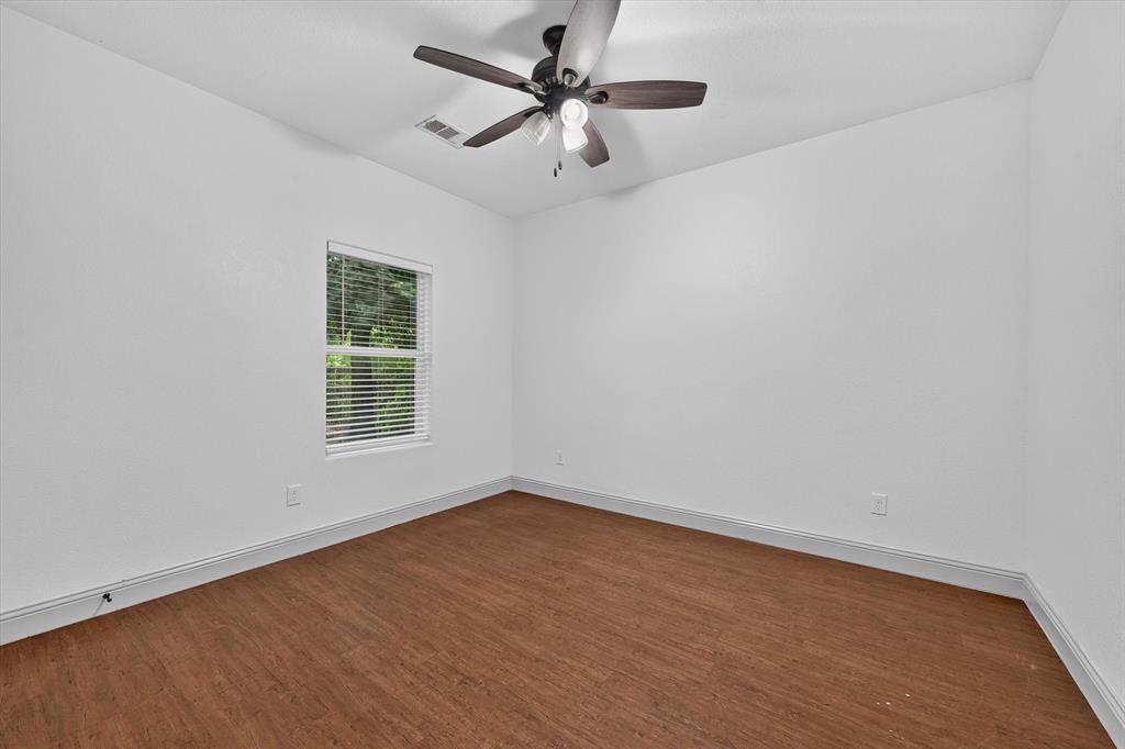 818 W Elm Street Property Photo 11