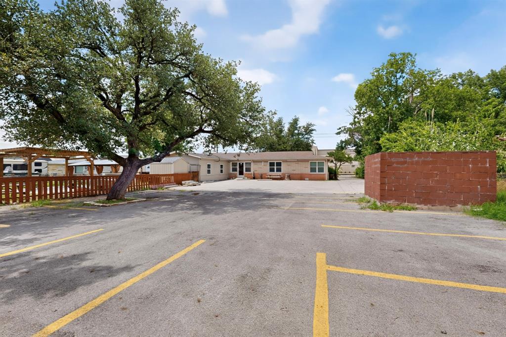 7224 Glenview Drive Property Photo 35