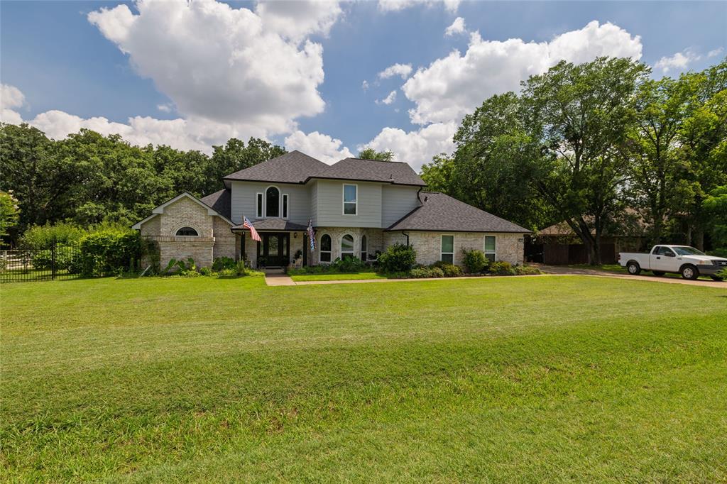 1530 Nightingale Circle Property Photo 2